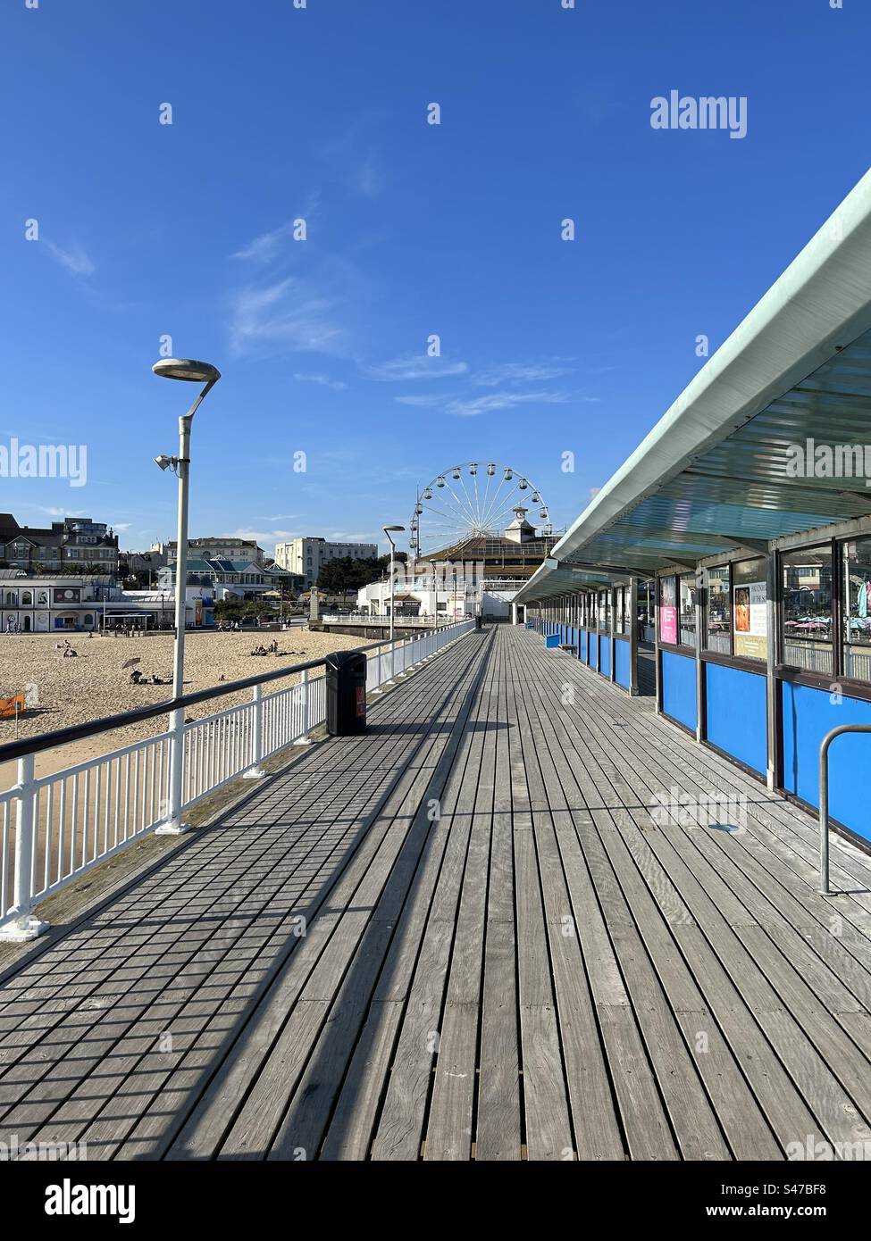 Bournemouth Strand und Pier. Bournemouth, England, Südküste. Stockfoto