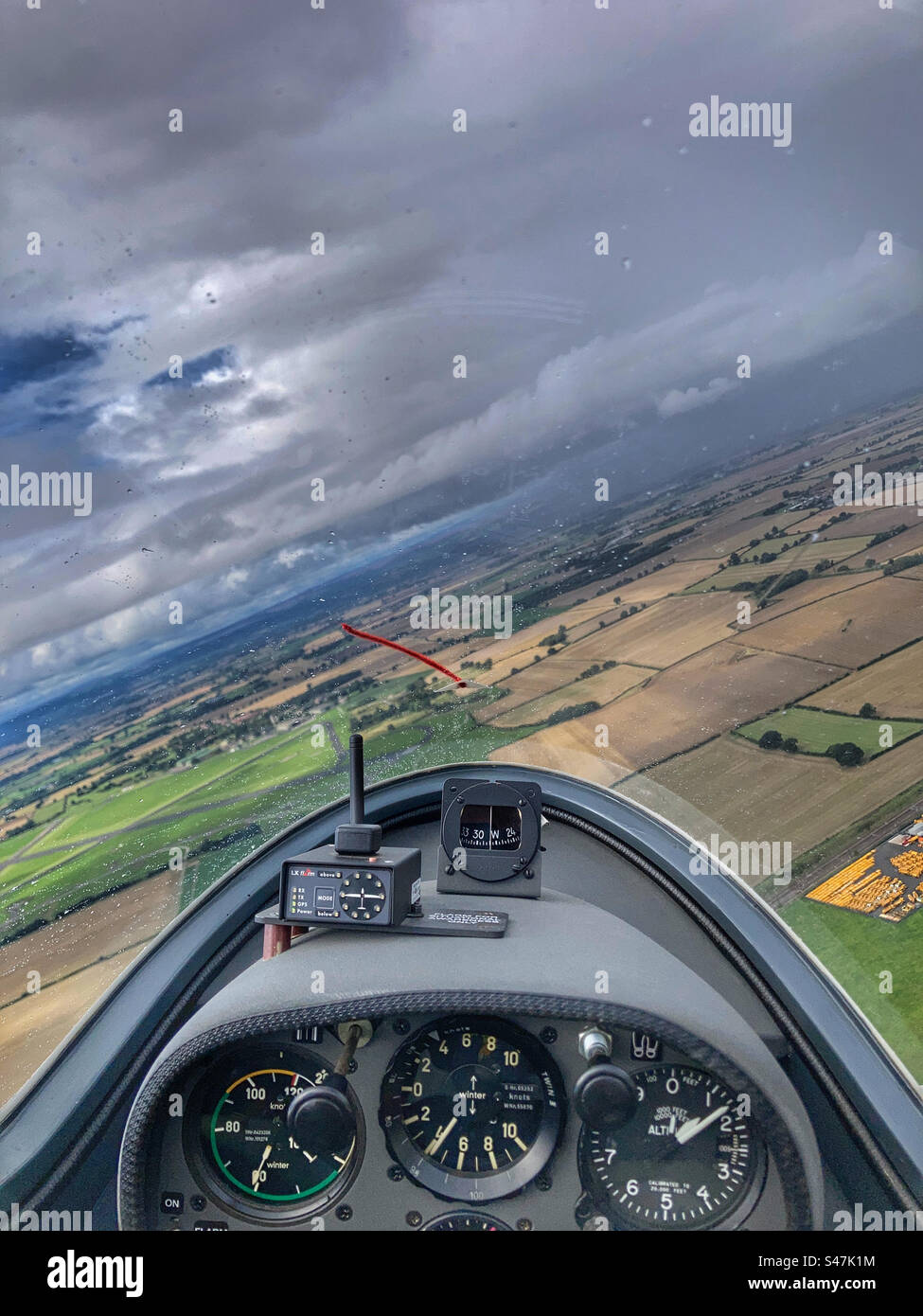 Blick vom Cockpit eines Segelflugzeugs in North Yorkshire Stockfoto