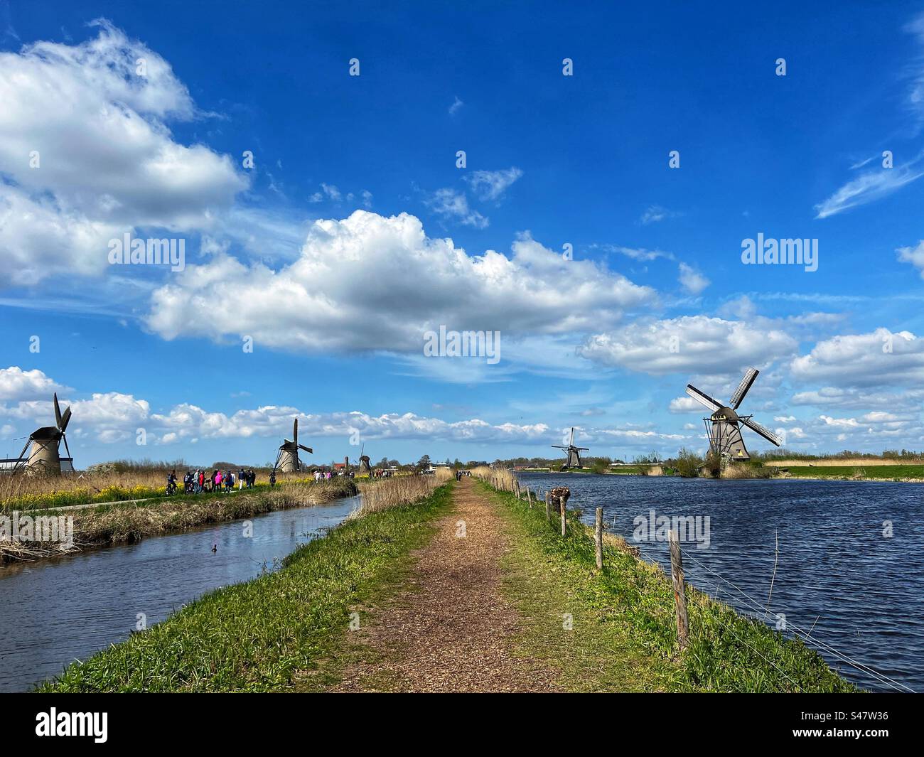 kinderdijk Windmühlen - Smartphone-aufgenommenes Stockfoto