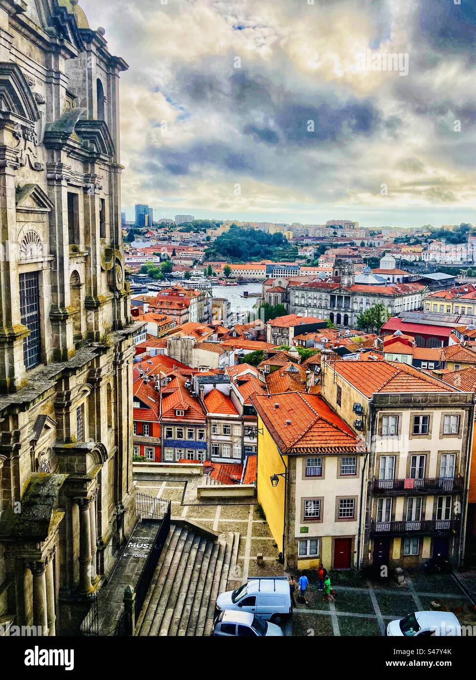 Blick von der Dachterrasse auf Porto Portugal Stockfoto