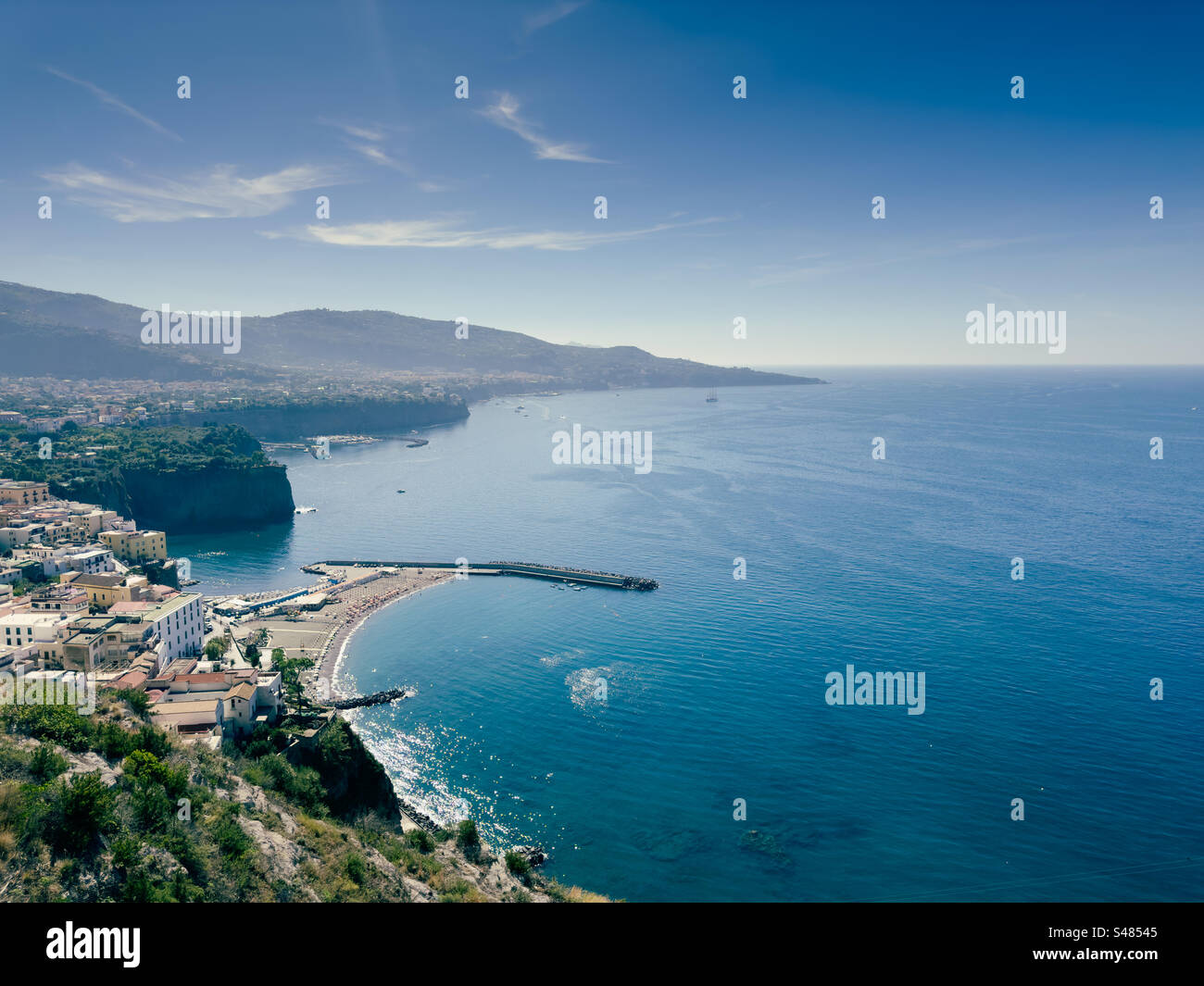 Meta, Küste Sorrentos, Bucht von Neapel, Kampanien, Italien: Phillip Roberts Stockfoto