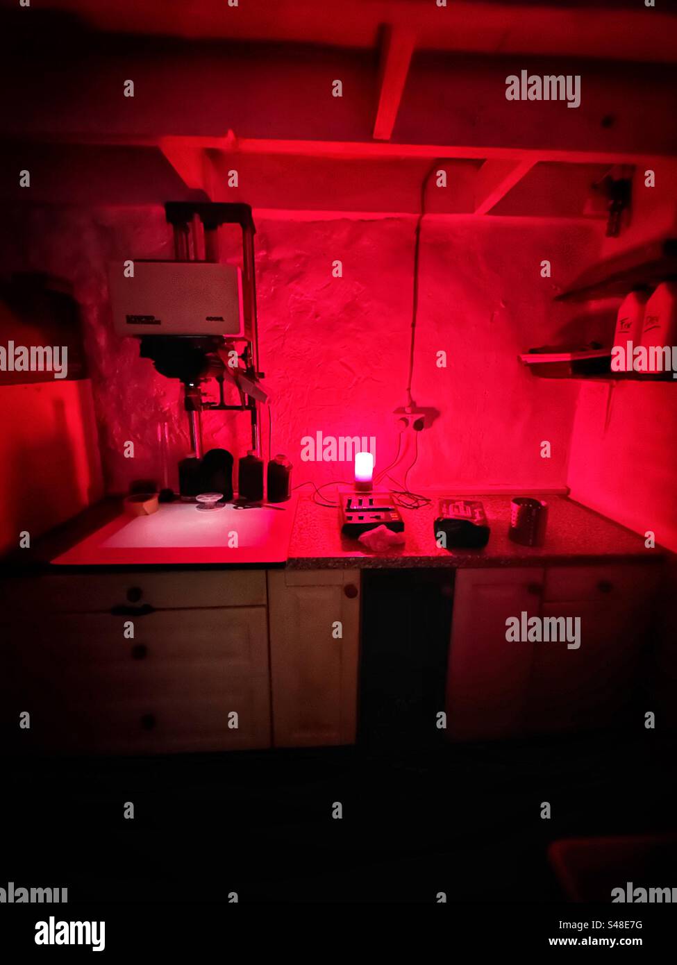 Analoge Filmdunkelkammer Stockfoto