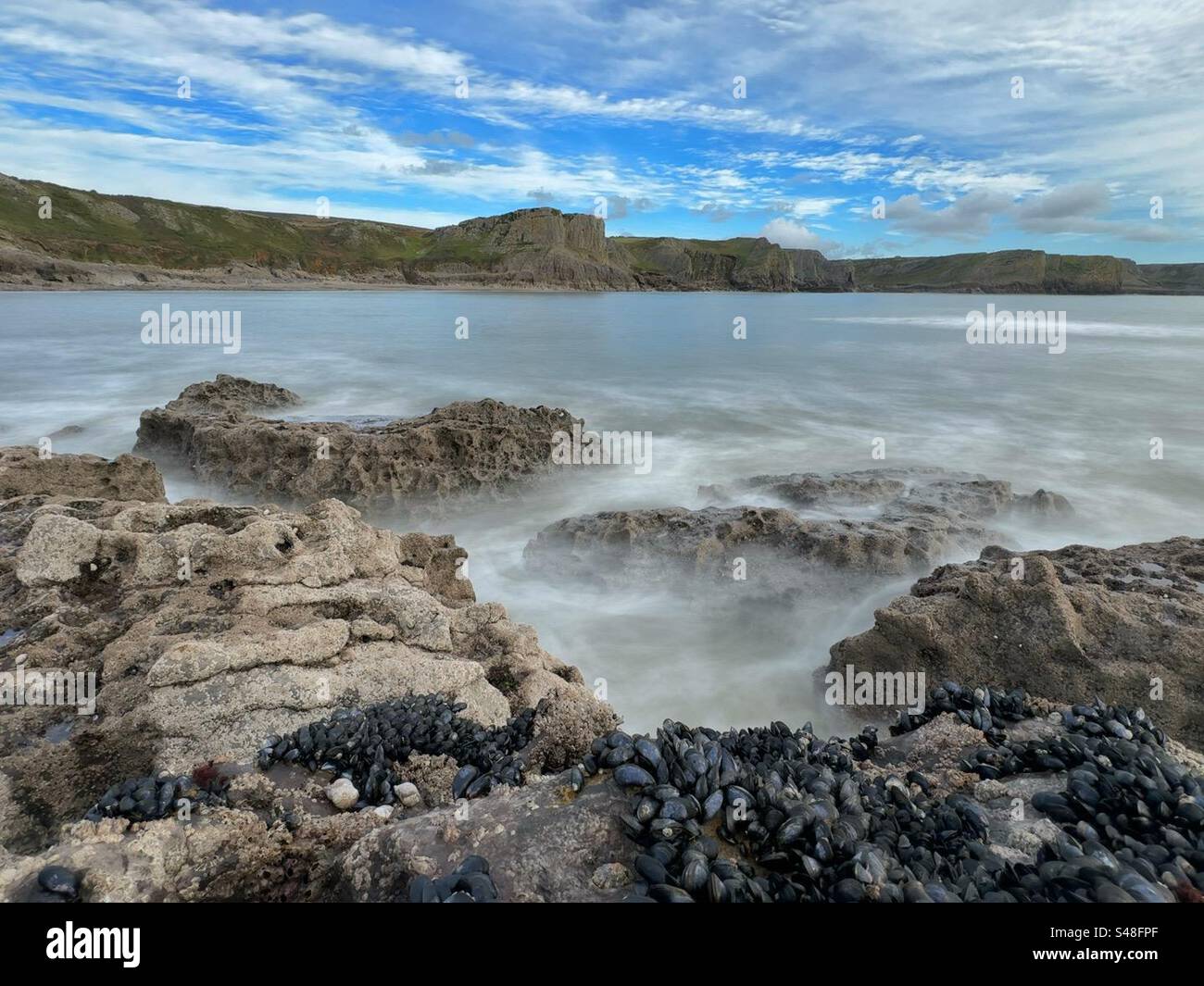 Fall Bay, Blick auf Mewslade Bay, Gower Halbinsel, Swansea, Wales. Stockfoto