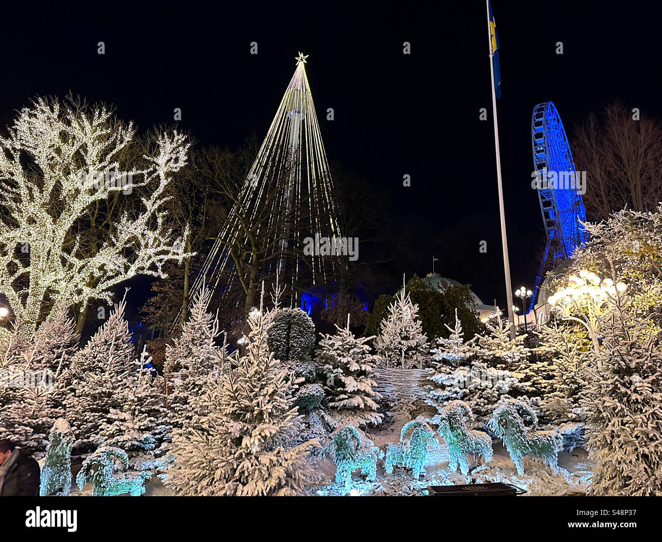 Liseberg Freizeitpark, Göteborg, Schweden zu Weihnachten - Smartphone-aufgenommenes Stockfoto