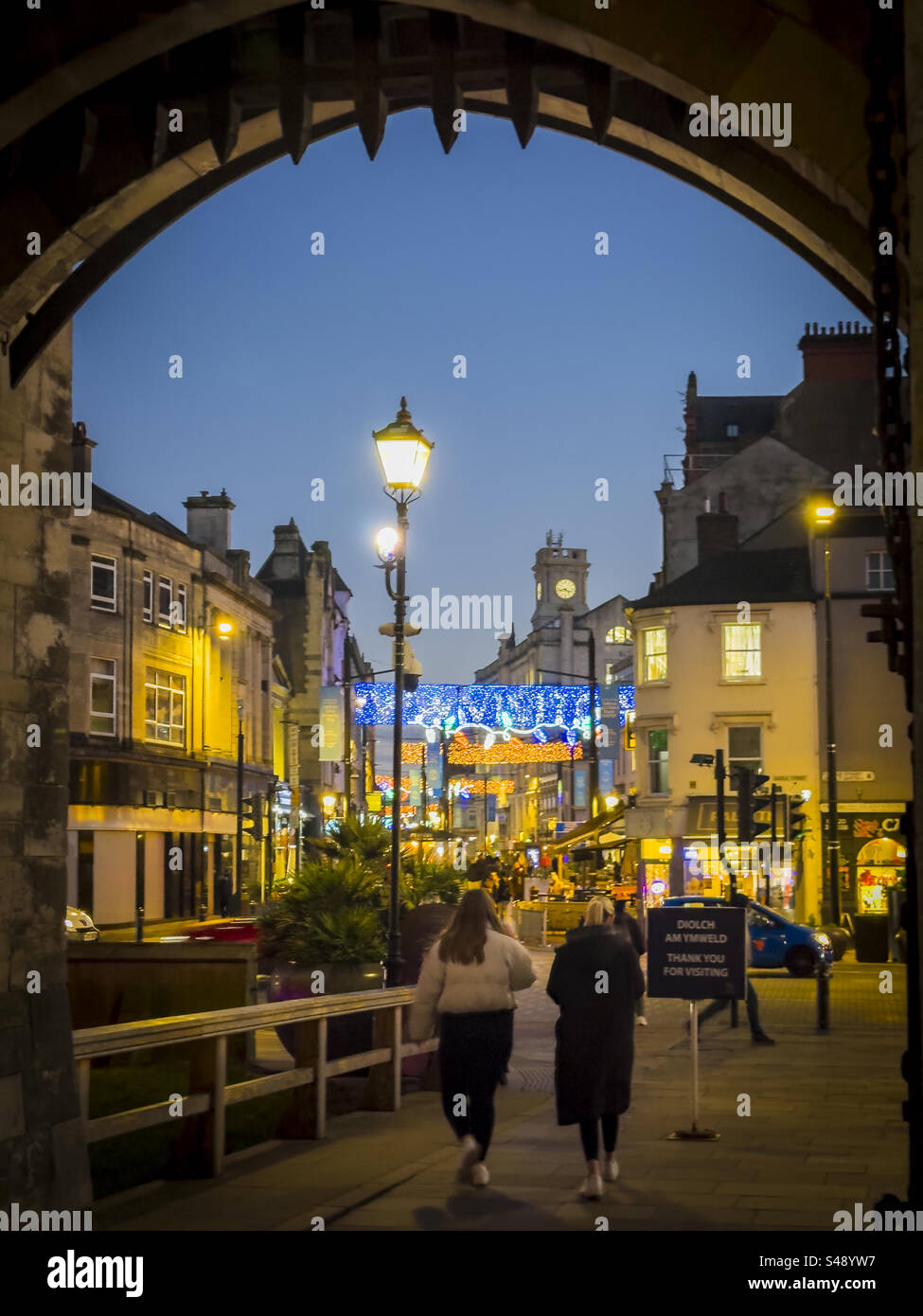 Mit Blick auf die High Street, Cardiff: Phillip Roberts - Smartphone-aufgenommenes Stockfoto