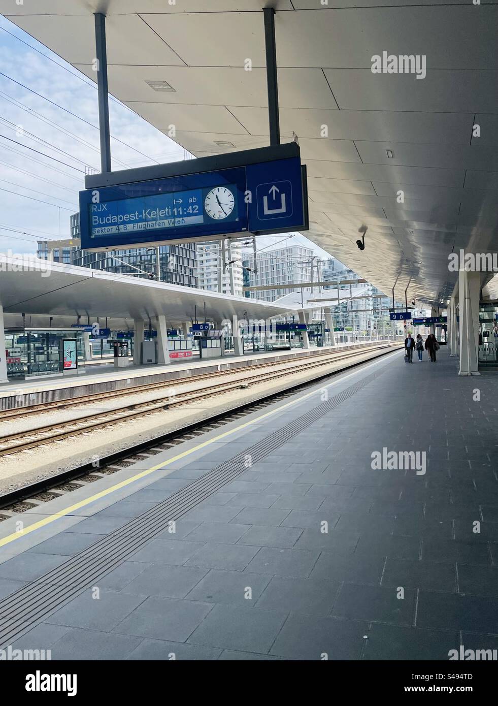Wien - Der Frühe Zug - Smartphone-aufgenommenes Stockfoto