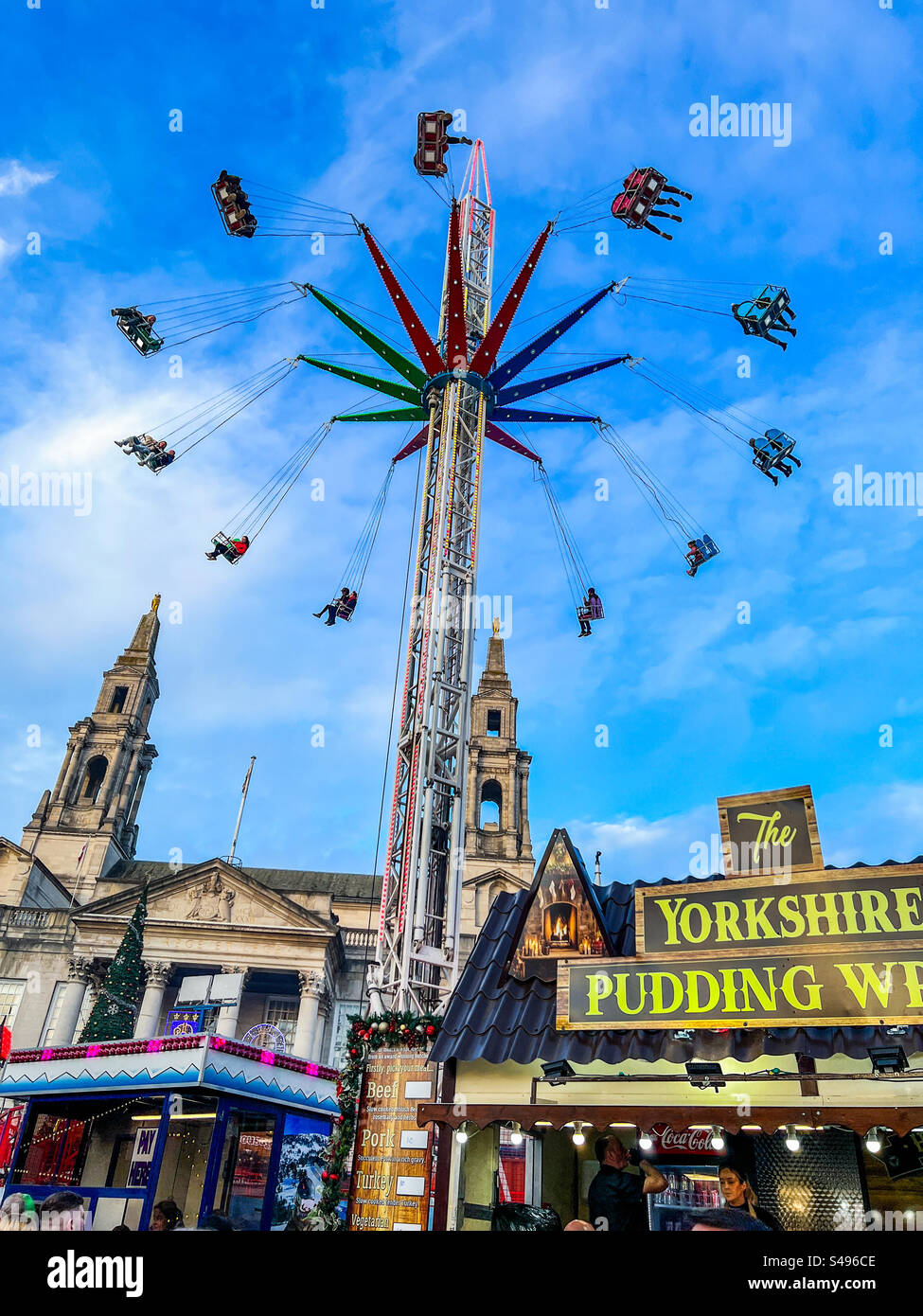 StarFlyer Hochhausfahrt auf dem Millennium Square im Stadtzentrum von Leeds während des Weihnachtsmarktes Stockfoto