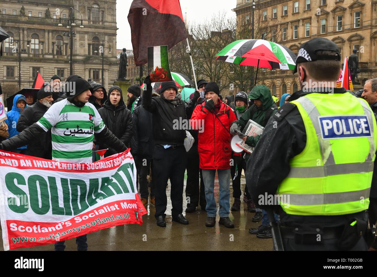 George Square, Glasgow, UK. 16.März 2019.16. März, 2019. George Square, Glasgow, Schottland, Großbritannien. Sozialistische Partei Solidarität Protest gegen die Aufnahme des Bundes der Freunde Israels in Schottland in den 'Stand bis zu Rassismus" Demo. Quelle: Douglas Carr/Alamy leben Nachrichten Stockfoto