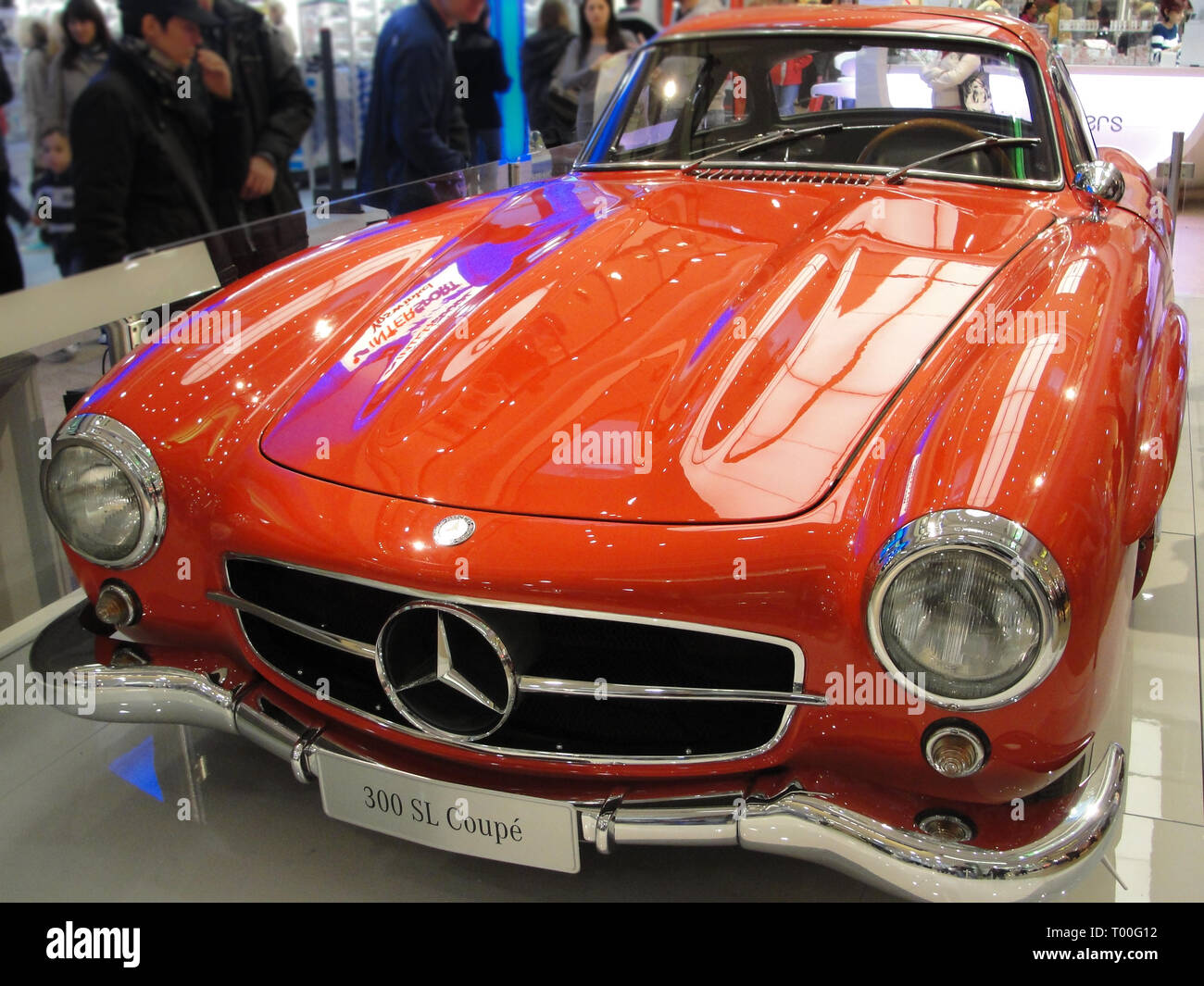 Mercedes 300 Stockfotos Und Bilder Kaufen Alamy