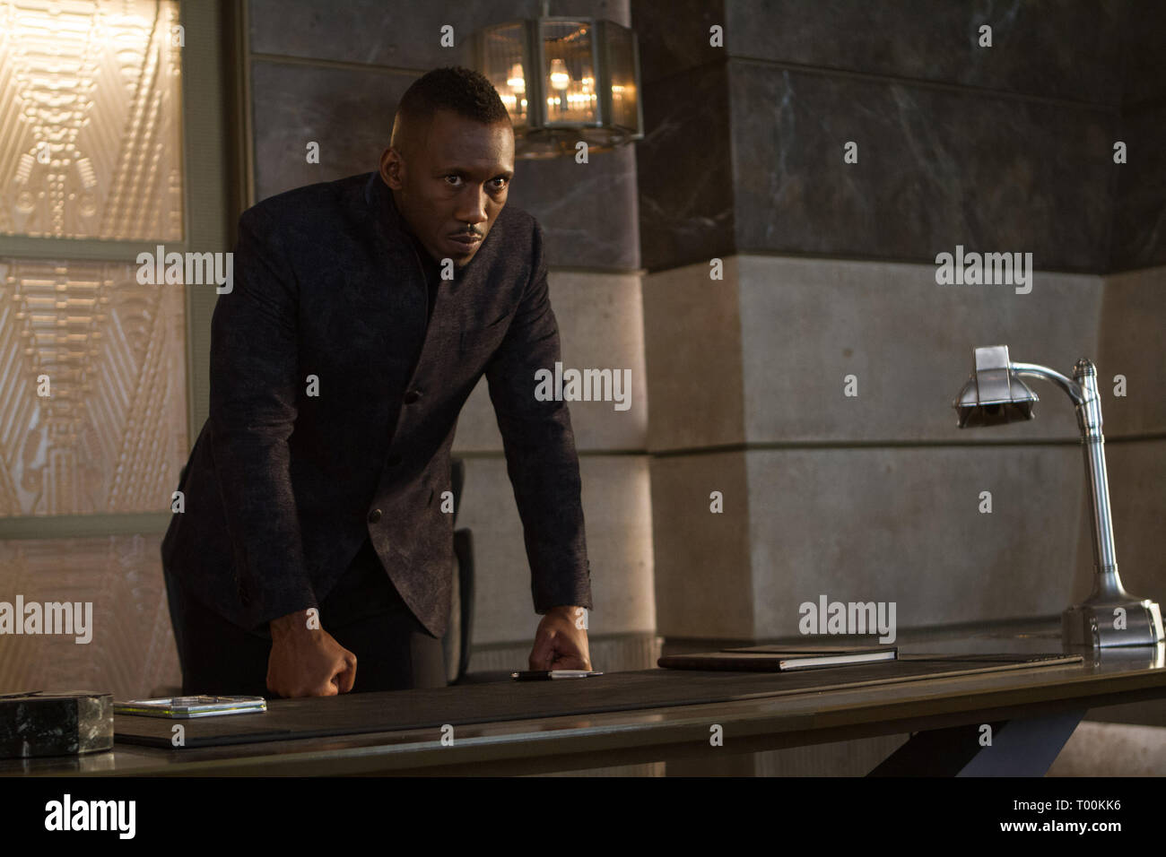 Erscheinungsdatum: Februar 14, 2019 Title: Alita: Battle Angel Studio: Twentieth Century Fox Regie: Robert Rodriguez PLOT: Eine actionreiche Geschichte einer jungen Frau, die Reise, die Wahrheit dessen, wer sie ist und ihren Kampf, um die Welt zu verändern, zu entdecken. In den Hauptrollen: MAHERSHALA ALI als Vektor. (Bild: © Twentieth Century Fox/Entertainment Bilder) Stockfoto