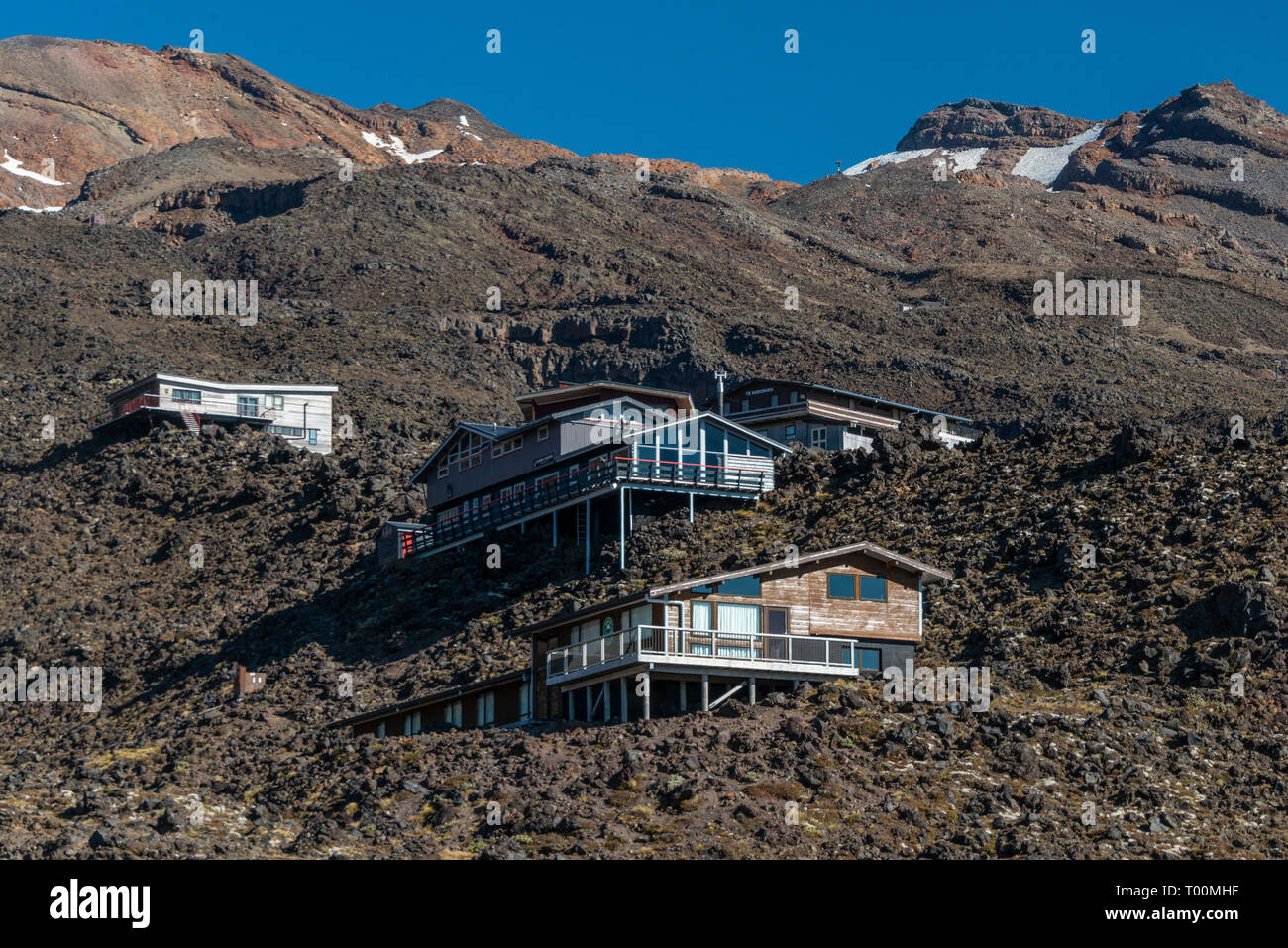 Te Papa Ski Village im Sommer auf der Schlacken Hängen des Mount Ruapehu im Norden der Insel von Neuseeland. Stockfoto