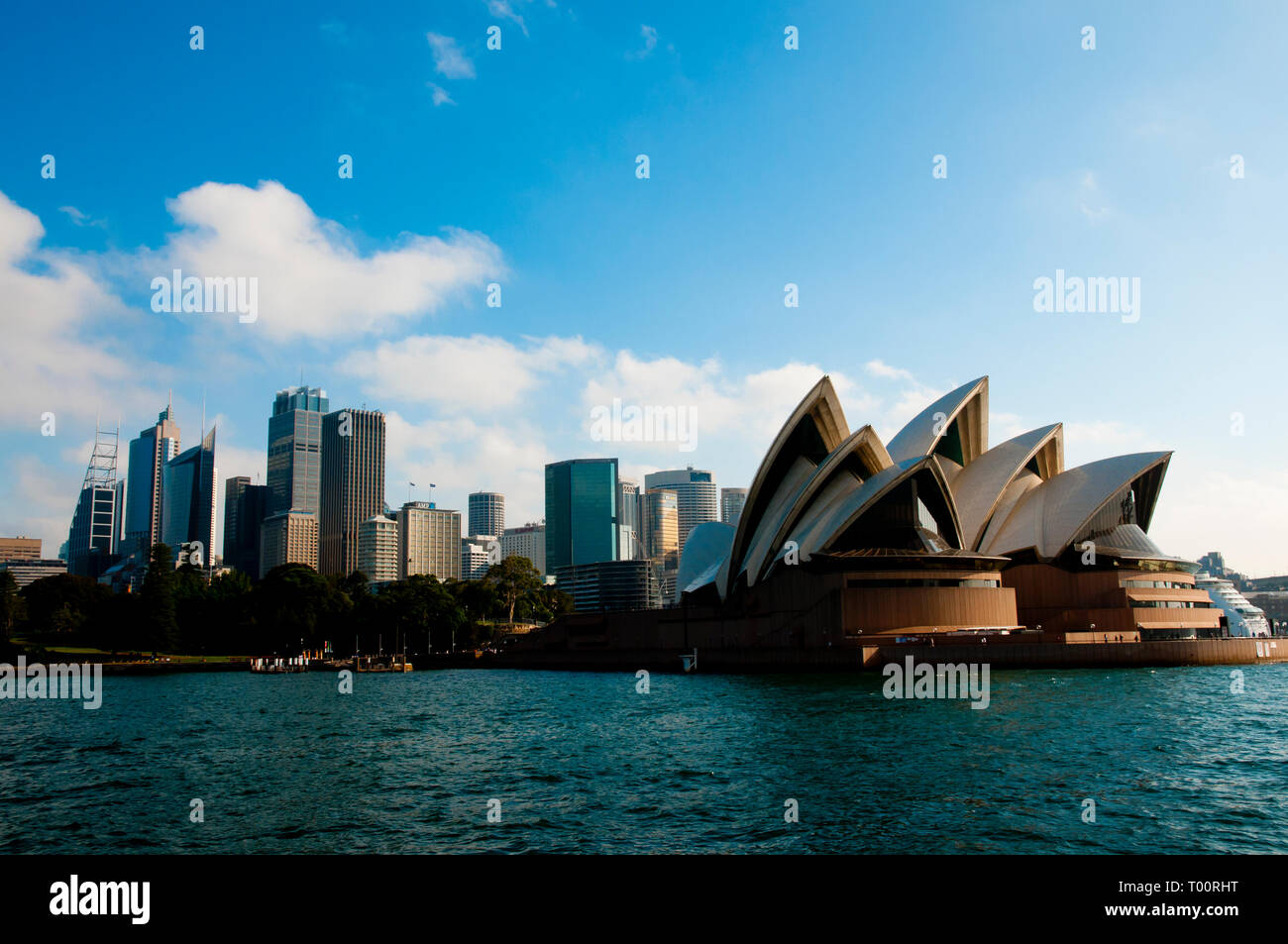 SYDNEY, AUSTRALIEN - 6. April 2018: Iconic Opernhaus am Circular Quay Stockfoto