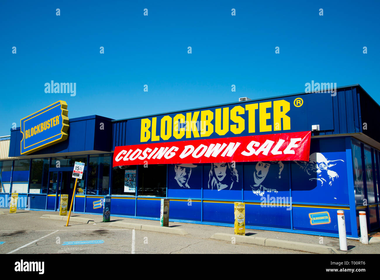 PERTH, Australien - März 13, 2019: Die letzten Blockbuster Video Store in Australien die Schließung in der Vorstadt von Morley Stockfoto