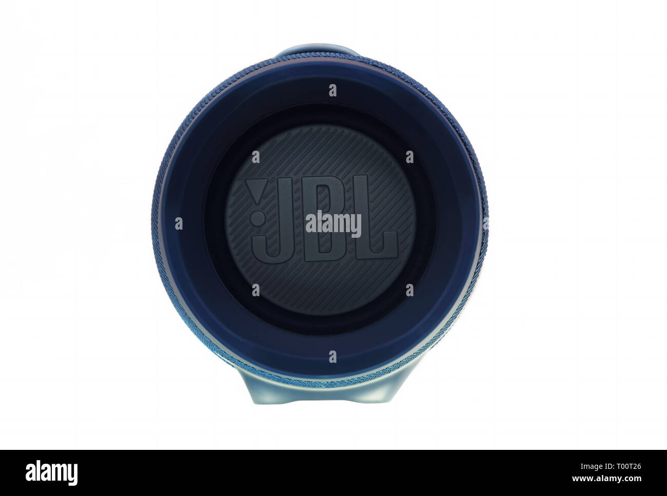 PIATRA Neamt, Rumänien - 26. JANUAR 2019: JBL Bluetooth Lautsprecher auf einem weißen Hintergrund. JBL Extreme ist ein tragbarer Lautsprecher von Harman, dass del Stockfoto