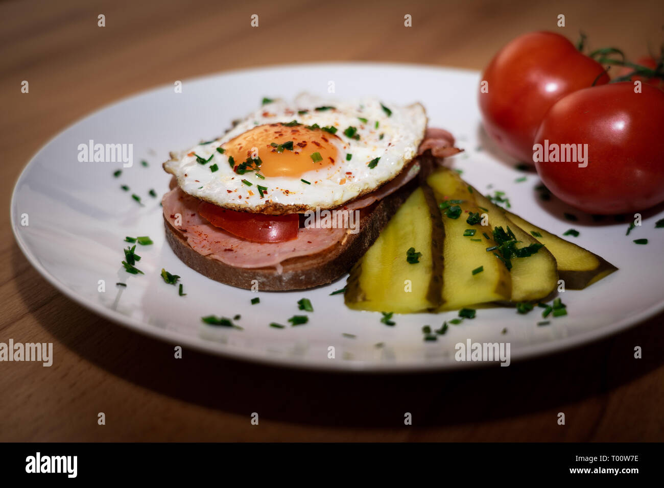 Lecker Strammen Max Stockfoto