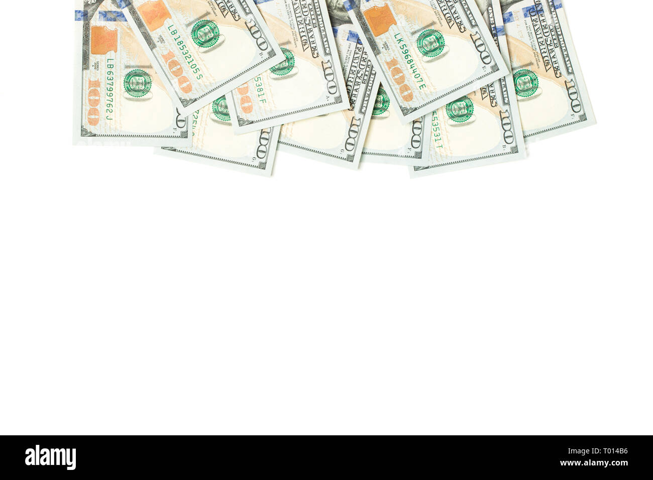 Haufen von 100 US-Dollar Grenze auf weißem Hintergrund Stockfoto