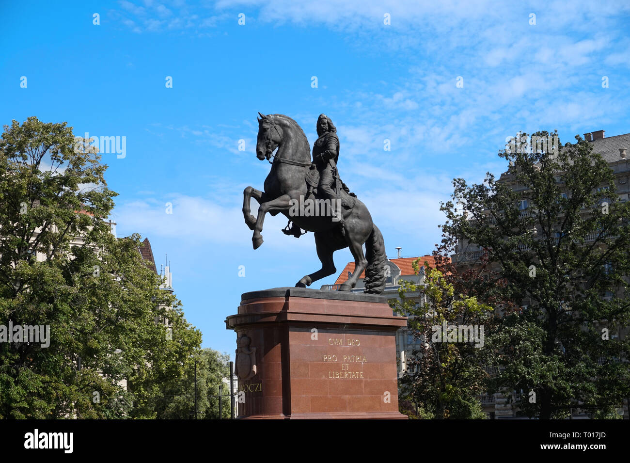 Statue des Hl. Franz Rákóczi II Denkmal vor dem ungarischen Parlament Budapest, Ungarn Stockfoto