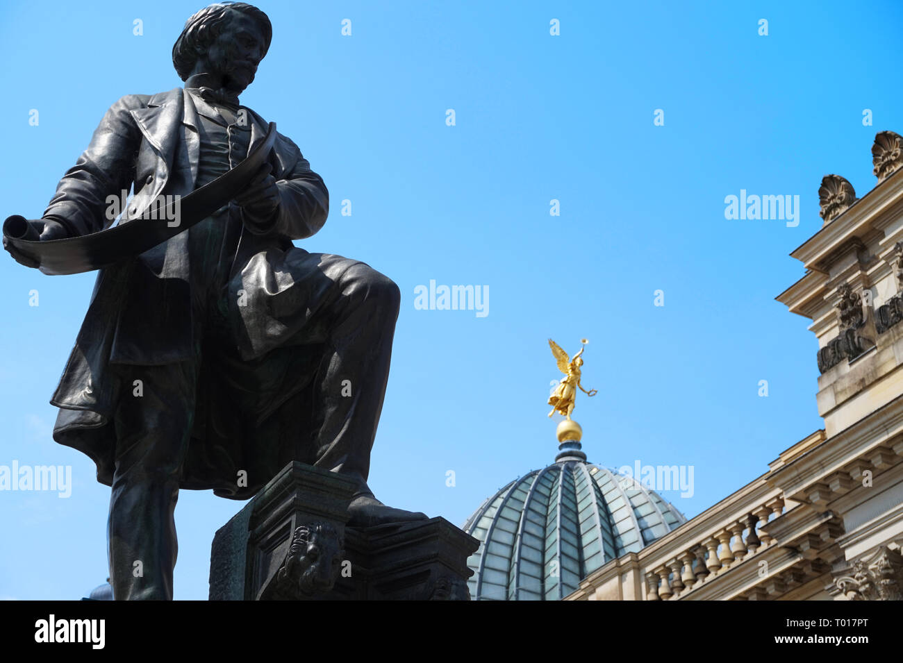 Statue von Gottfried Semper Monument Close Up in Dresden, Deutschland Stockfoto