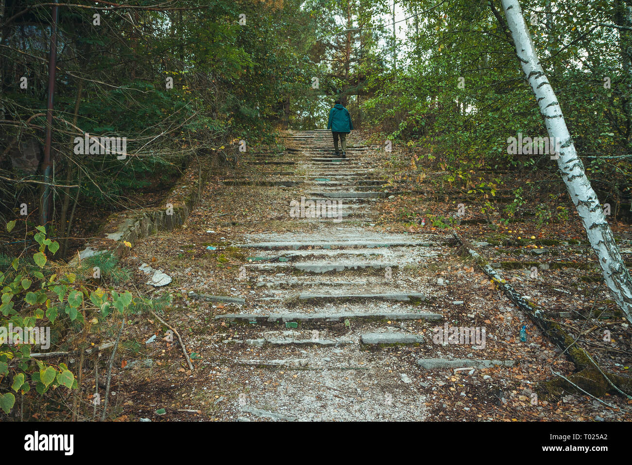 Tschernobyl Sperrzone. Radioaktive Zone in der Stadt Pripyat - verlassene Geisterstadt. Die Geschichte der Katastrophe von Tschernobyl. Verloren in der Ukraine, UDSSR Stockfoto