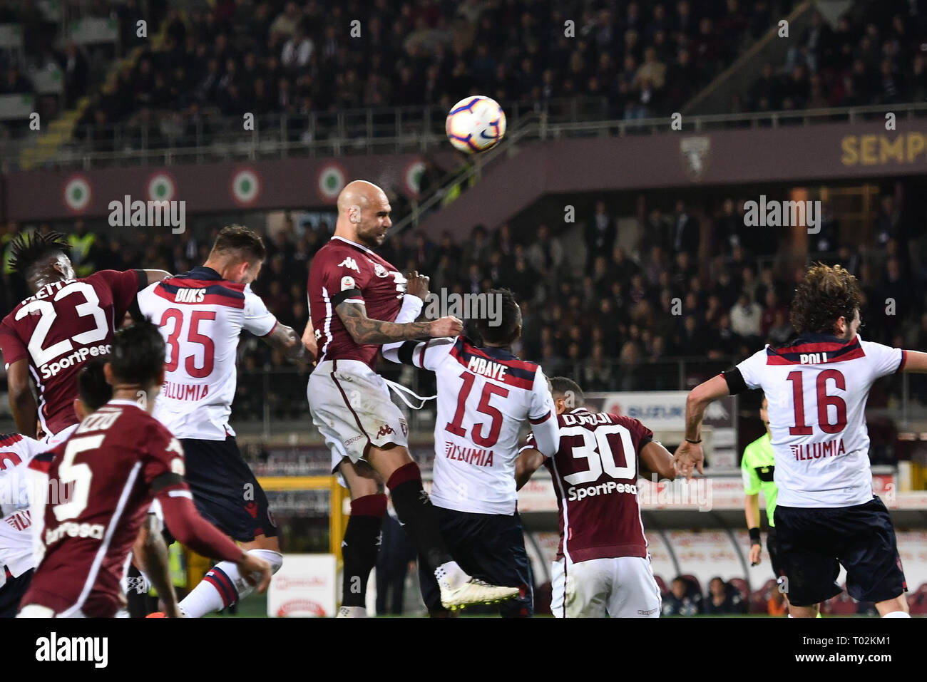 Turin, Italien. 16. März 2019. Simone Zaza (Torino FC) während der Serie A TIM Fußballspiel zwischen Torino FC und FC Bologna im Stadio Grande Torino am 16. Mars, 2019 in Turin, Italien. Quelle: FABIO UDINE/Alamy leben Nachrichten Stockfoto