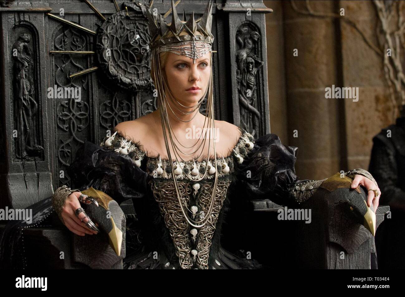 Snow White Huntsman Film Stockfotos Und Bilder Kaufen Alamy