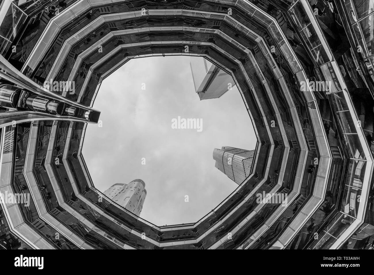 Hudson Yards ist lagest private Entwicklung in New York. Blick auf das Schiff, bestehend aus 155 Treppen am Hudson Yards von Manhattan bei der Eröffnung (Foto von Lew Radin/Pacific Press) Stockfoto