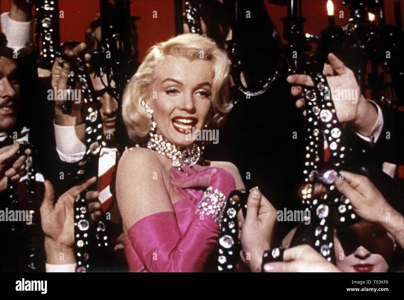 Marilyn Monroe Singing Fotos Und Bildmaterial In Hoher Auflösung Alamy