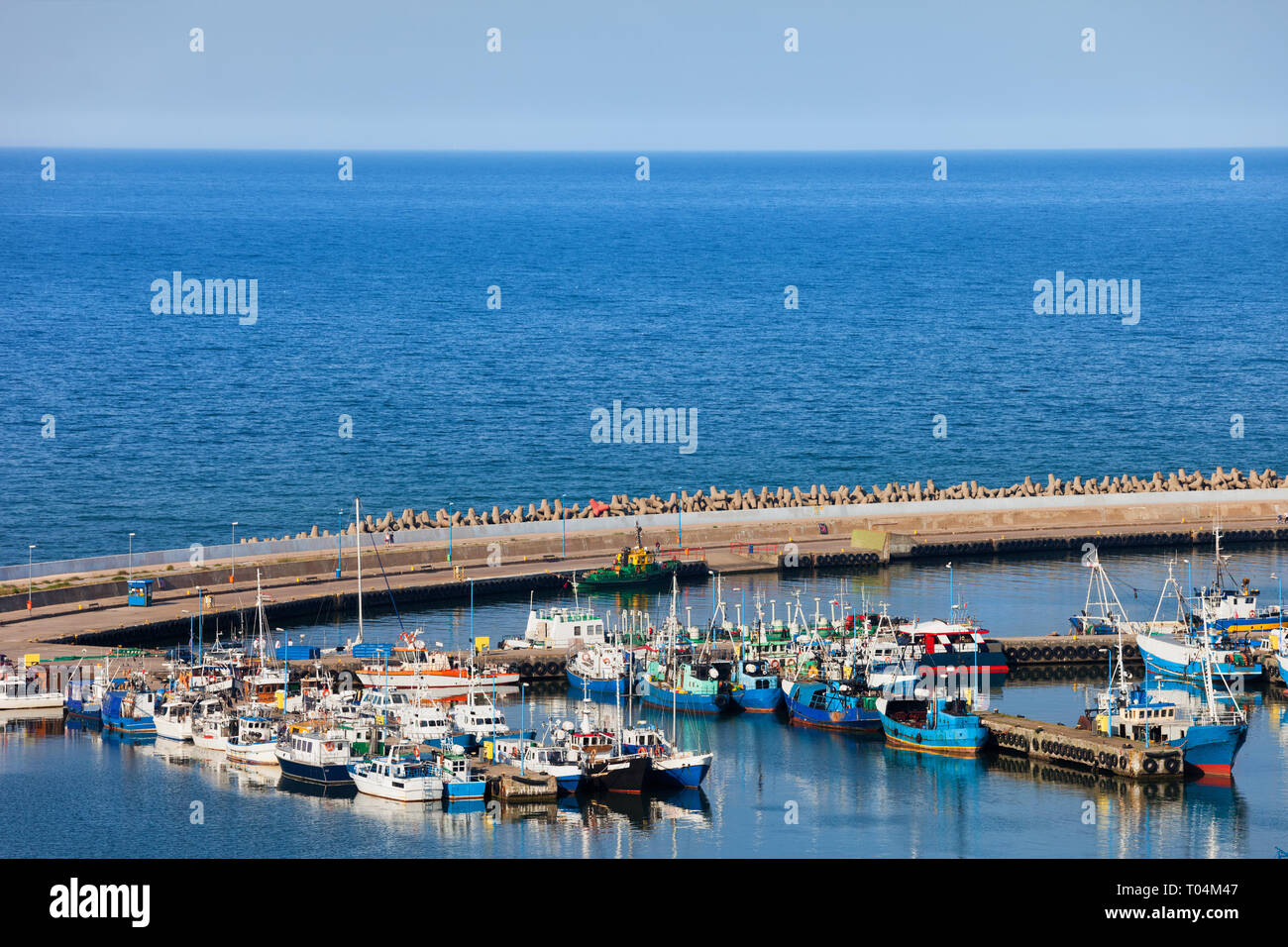 Fischereihafen in Wladyslawowo Stadt an der Ostsee in Polen, Luftbild. Stockfoto