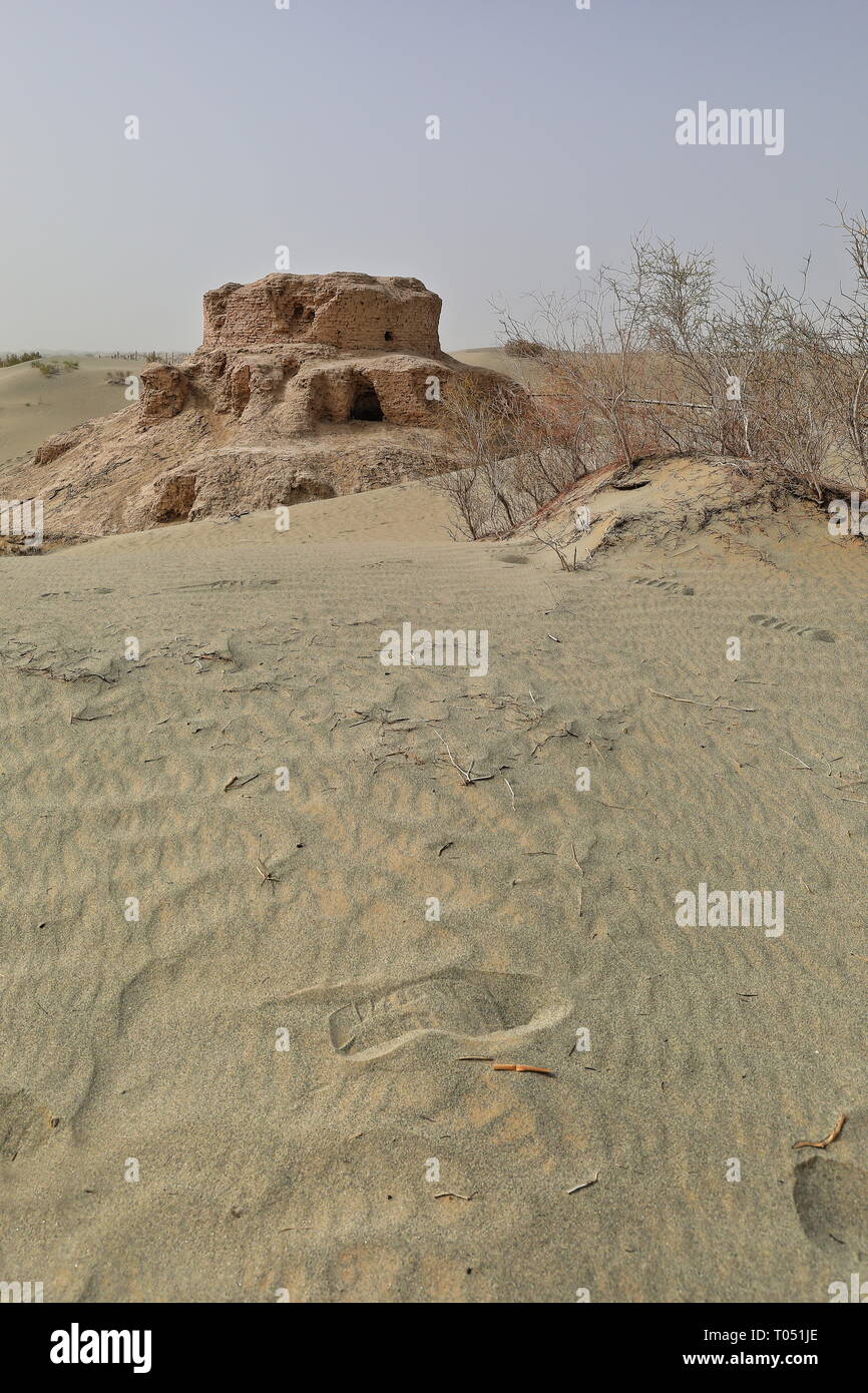 Ruinen von Rawak Stupa und Vihara-Taklamakan Desert. Xinjiang Uyghur Region-China-0034 Stockfoto