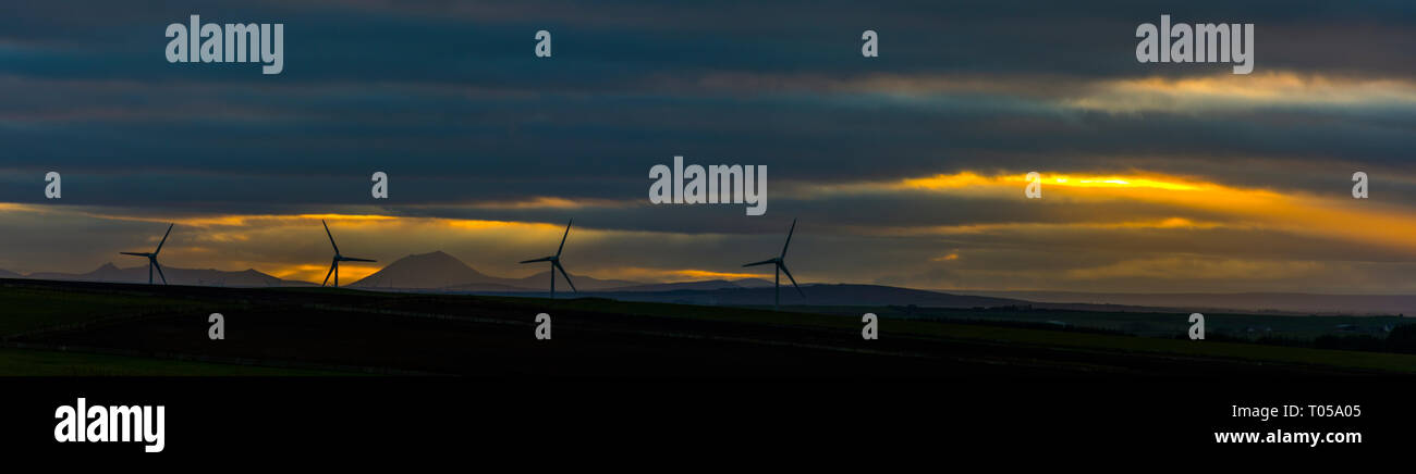 Sonnenuntergang vom Hügel von Rigifa'. In der Nähe von Mey, Caithness, Schottland, Großbritannien Stockfoto