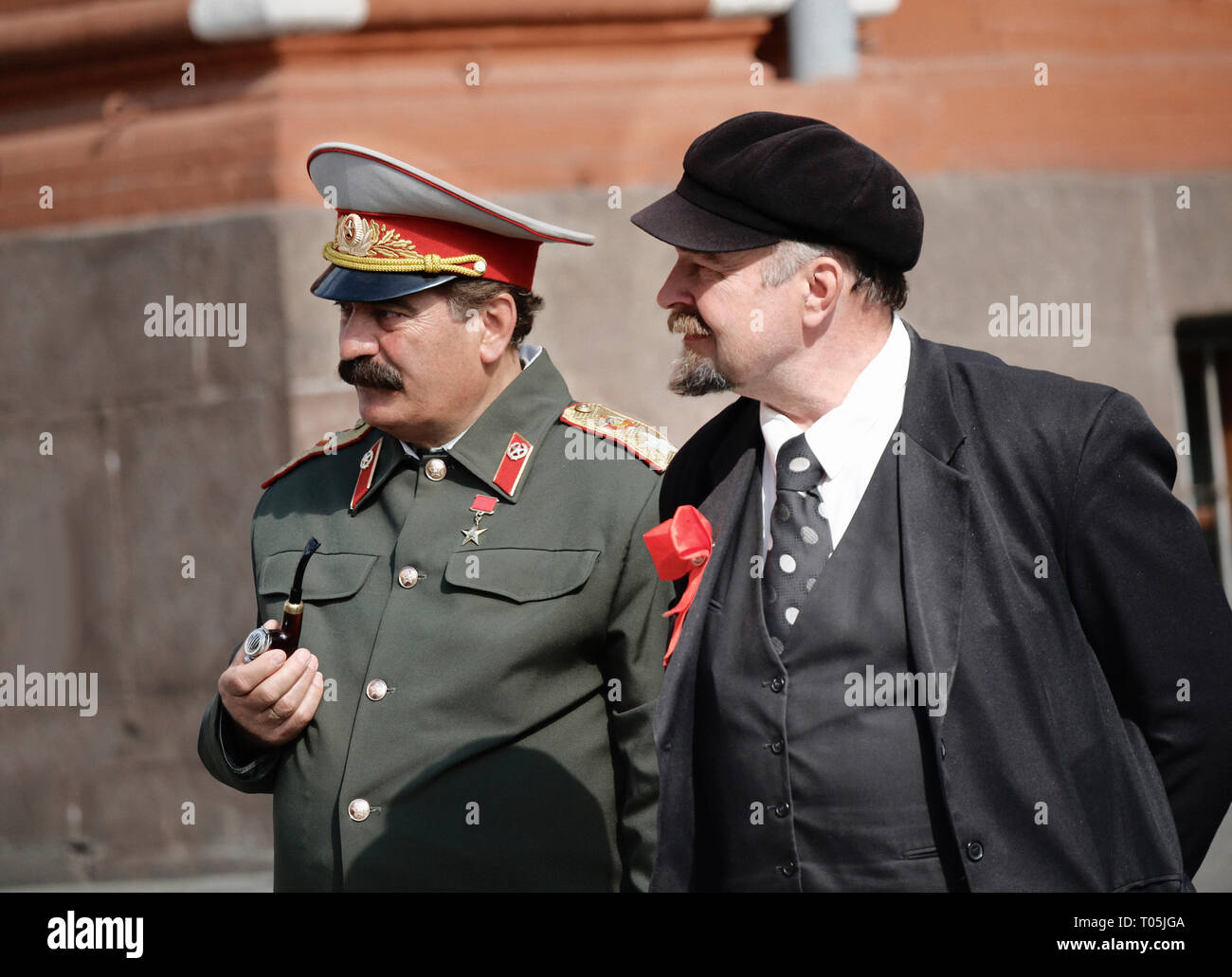 Lenin und Stalin Look-alikes in Moskau. Stockfoto