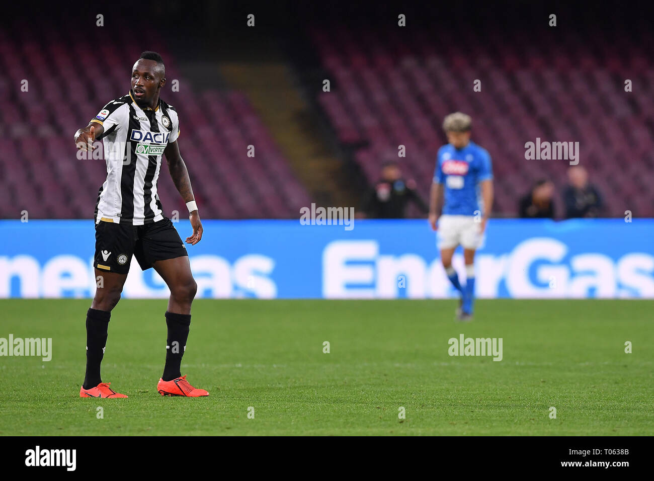 Neapel, Italien. 17 Mär, 2019. Foto Cafaro/LaPresse 17 Marzo 2019 Napoli, Italia sport calcio Napoli vs Udinese - Campionato di calcio Serie A TIM 2018/2019 - Stadio San Paolo. Nella Foto: Seko Mohamed Fofana (Udinese Calcio) esulta Dopo aver segnato La Rete del 2-2. Foto Cafaro/LaPresse März 17, 2019 Neapel, Italien Sport Fussball Napoli vs Udinese - Italienische Fußball-Liga einen TIM 2018/2019 - San Paolo Stadions. In der Pic: Seko Mohamed Fofana (Udinese Calcio) feiert nach dem Scoring der 2-2 Ziel. Credit: LaPresse/Alamy leben Nachrichten Stockfoto