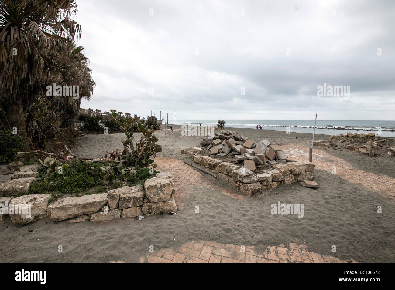 Litorale Ostia, Italien. 16 Mär, 2019. Foto Carlo Lannutti/LaPresse 16-03 - 2019 Roma, Italia Cronaca. Ostia Litorale da Castel Porziano al Lungomare di Ponente e Levante. Lo stato di degrado a pochi Mesi dall'inizio della stagione Stabilimento Balneare Nella Foto: Faber Credit: LaPresse/Alamy leben Nachrichten Stockfoto