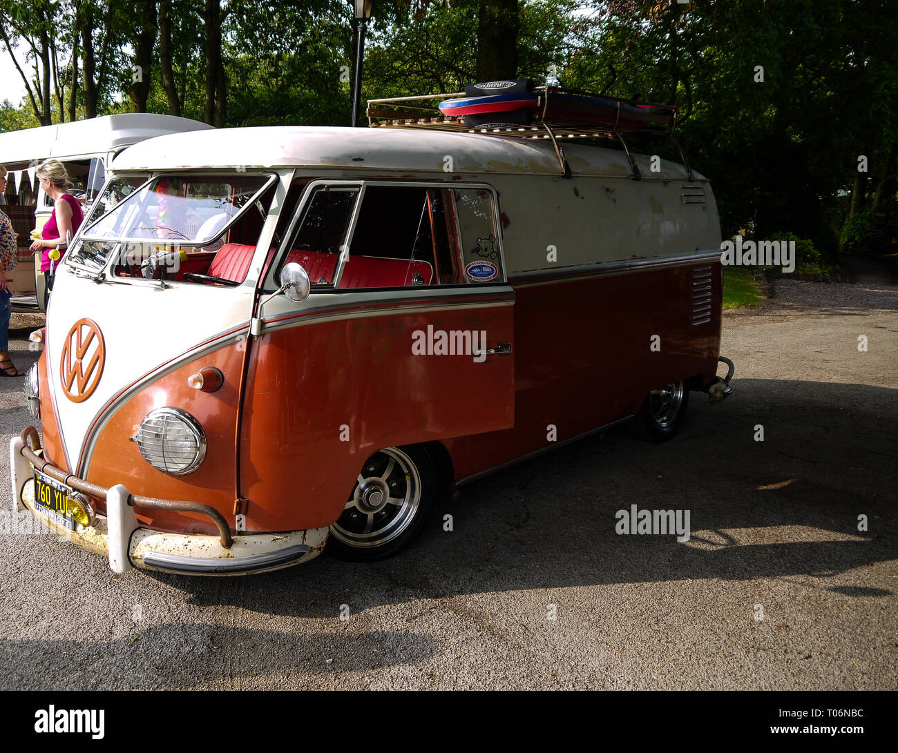 VW Wohnmobil Typ 2 Fenster teilen Stockfoto