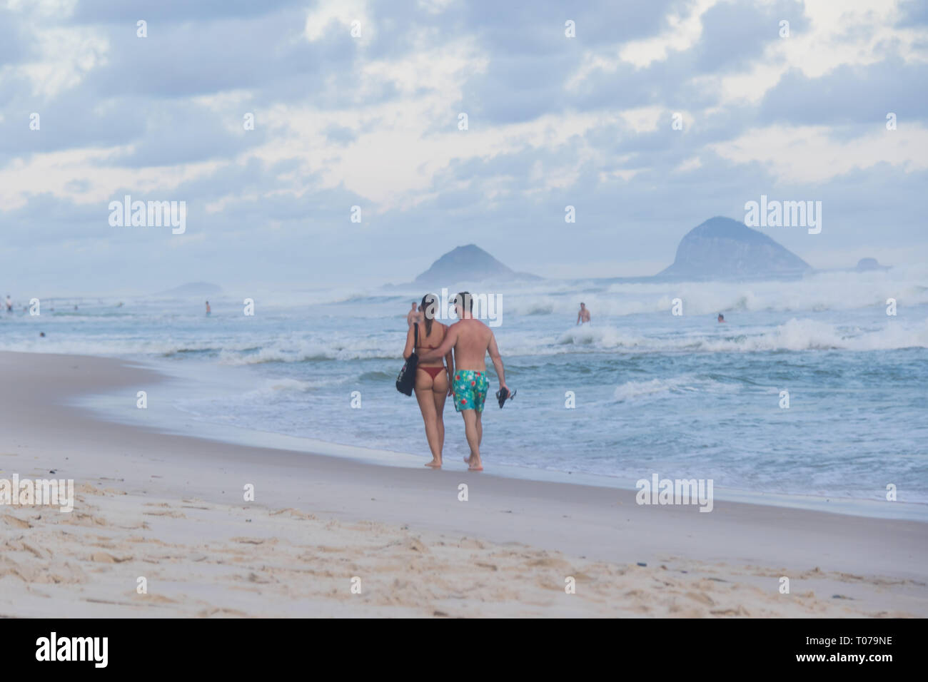 Rio de Janeiro, Brasilien. 17. Mär 2019. Letzten Sommer Badenden Abschied der letzte Tag des Sommers (17), in Rio de Janeiro am Strand von Barra da Tijuca im Westen der Stadt in der Post 4. Credit: ellan Lustosa/Alamy leben Nachrichten Stockfoto