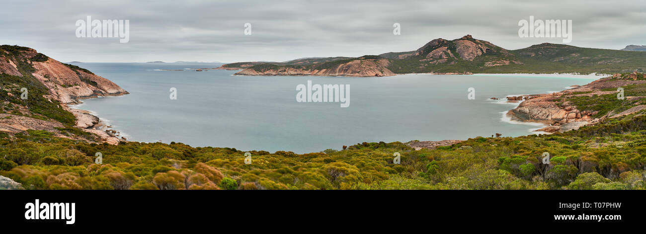 Panorama Blick über Thistle Cove im Cape Le Grand National Park Stockfoto