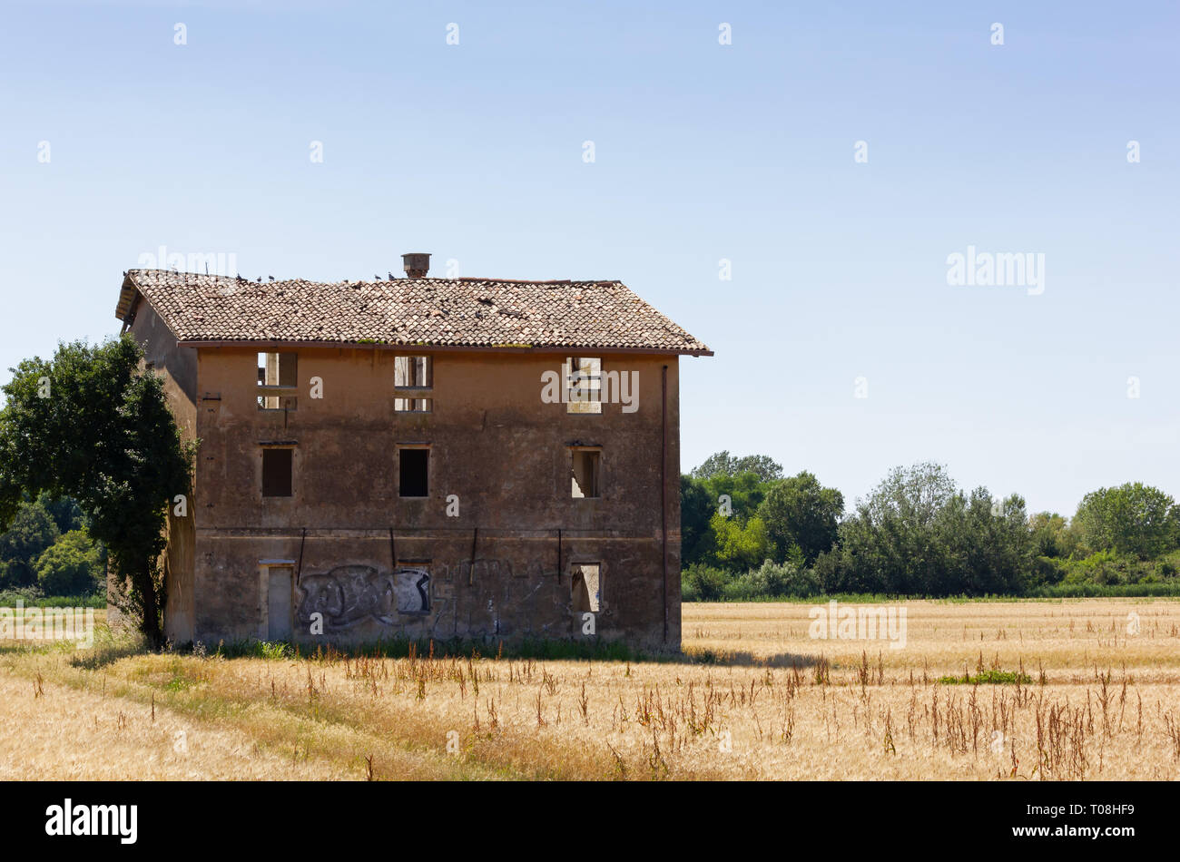 Verlassenes Haus, in dem Land, in einem mediterranen Region Stockfoto