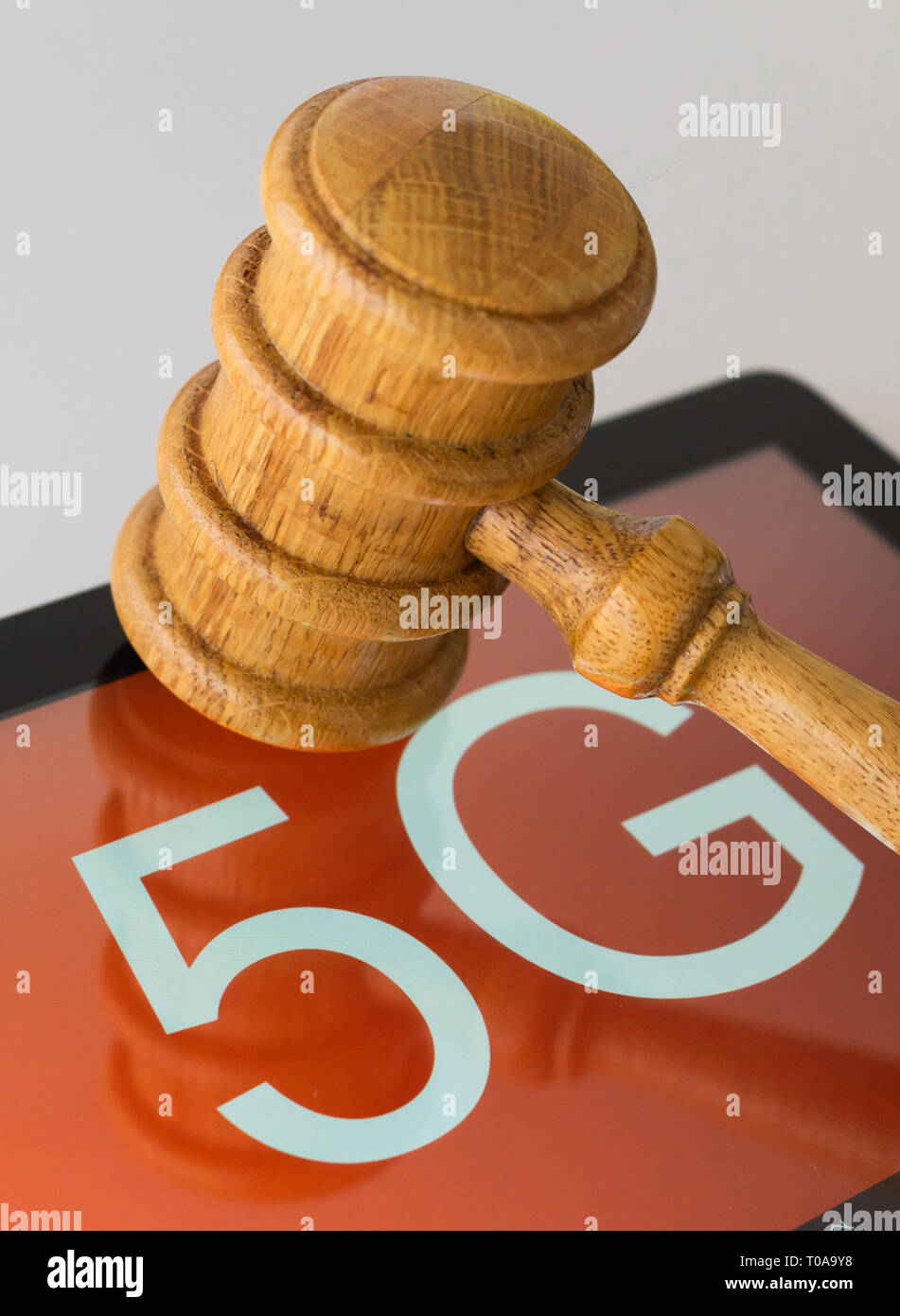 Mainz, Deutschland, 19. März 2019: symbolisches Bild für Start der 5G-Frequenzen versteigern. Credit: Jürgen Schwarz/Alamy leben Nachrichten Stockfoto