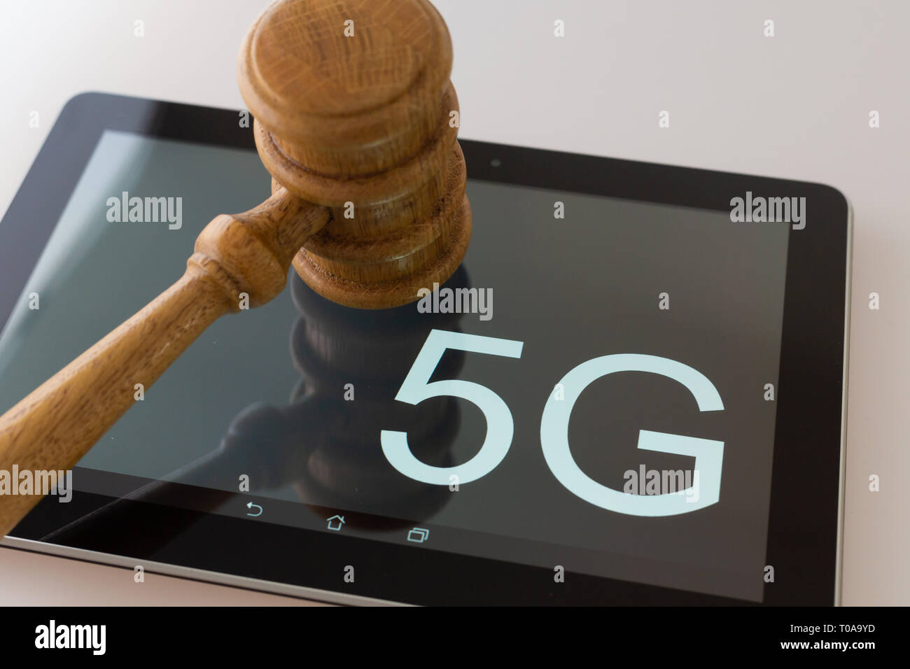 Mainz, Deutschland, 19. März 2019: symbolisches Bild für Start der 5G-Frequenzen versteigern. Credit: Jürgen Schwarz/Alamy leben Nachrichten Stockfoto