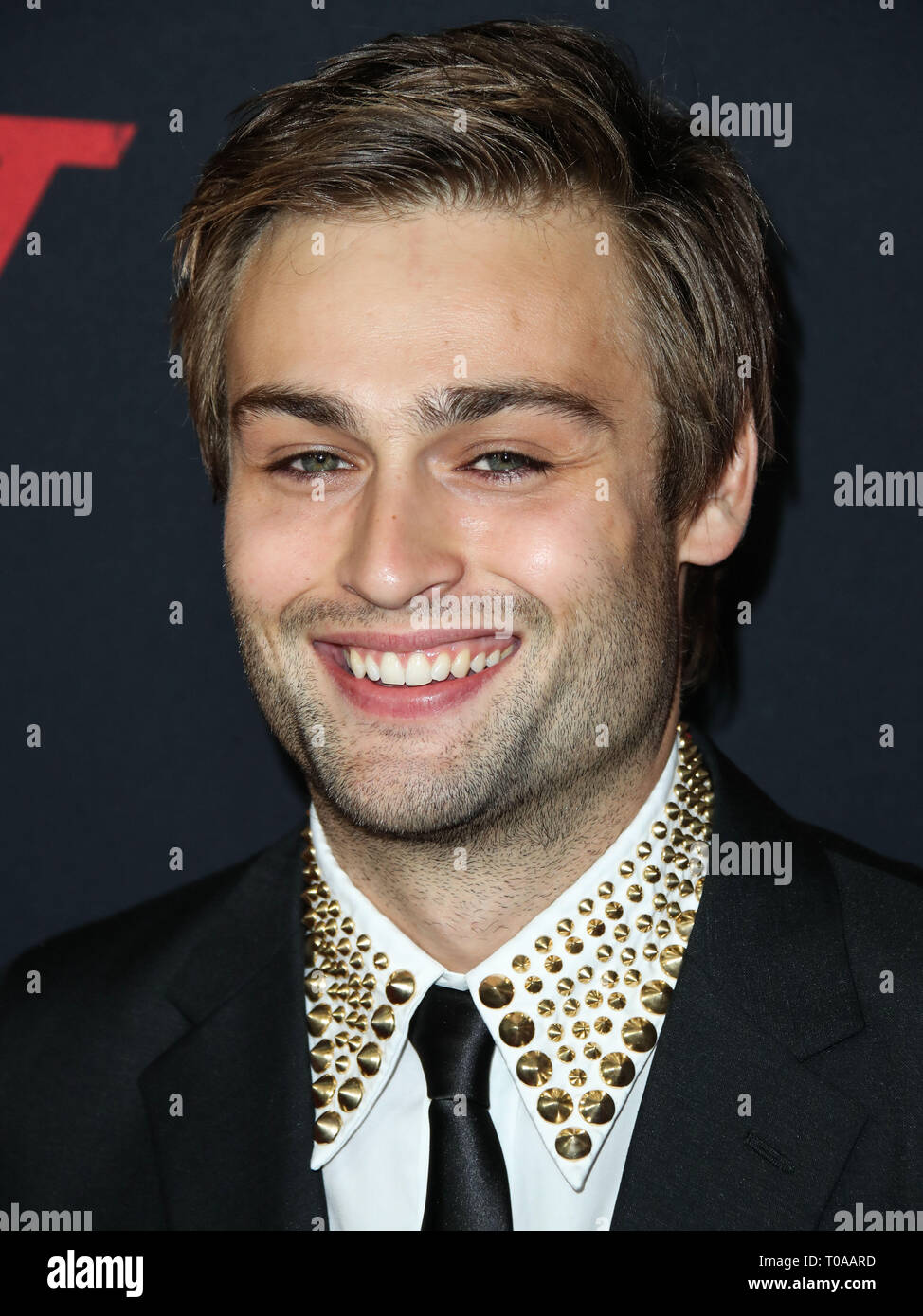 Hollywood, Vereinigte Staaten. 18 Mär, 2019. HOLLYWOOD, Los Angeles, CA, USA - 18. März: Schauspieler Douglas Booth kommt an der Los Angeles Premiere von Netflix "Schmutz" in Kinos ArcLight Hollywood am 18. März 2019 in Hollywood, Los Angeles, Kalifornien, USA. (Foto von Xavier Collin/Image Press Agency) Quelle: Bild Presse Agentur/Alamy leben Nachrichten Stockfoto