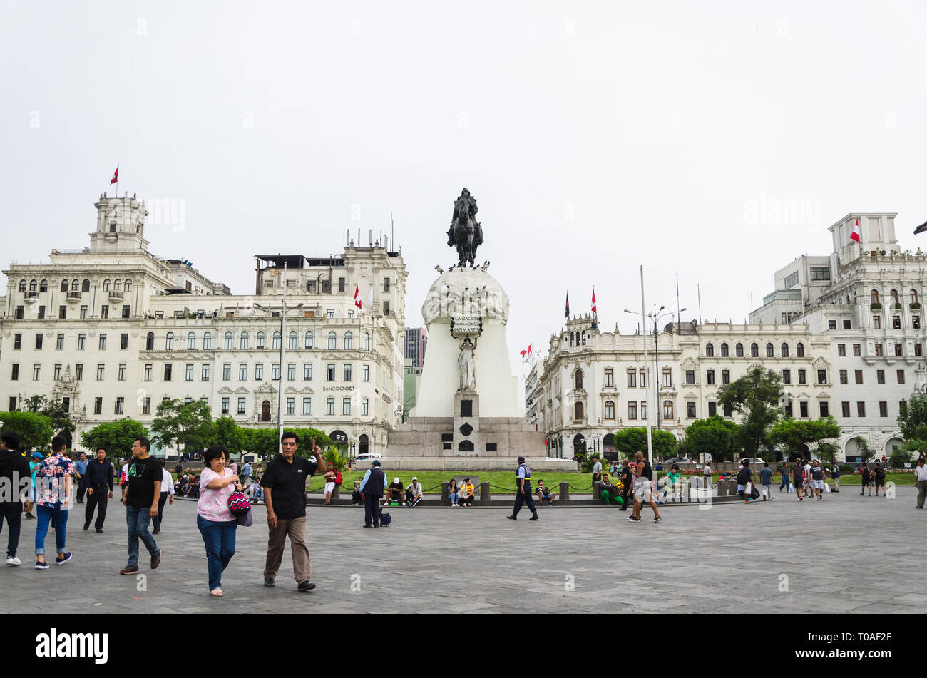 Lima, Peru, 24. Januar 2018: Plaza San Martin ist ein Platz im Block 9 der colmenas Avenue im historischen Zentrum von Lima in der Stadt Lima. Stockfoto