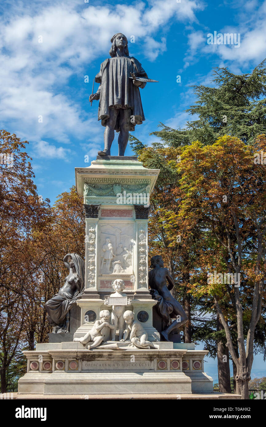 Raphael Denkmal des Bildhauers Luigi Belli, historischen Stadt Urbino, Marken, Italien Stockfoto