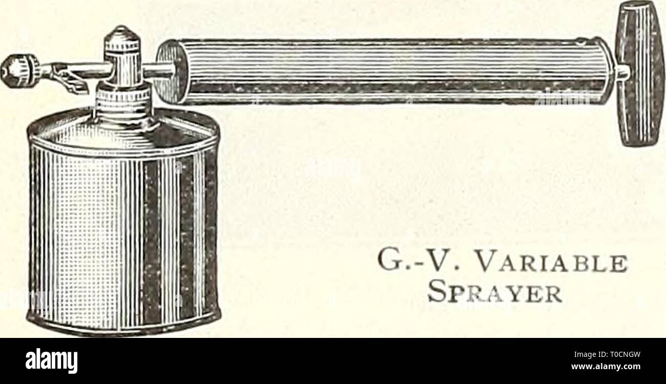 Dreer's Garten Buch 1930 (1930) Dreer's Garten Buch 1930 dreersgardenbook 1930 henr Jahr: 1930 Schaufel Spray Pumpen. Dm-ing' perfekt Erfolg." Alle Teile sind aus Messing, Außer-ing der Griff und der Rest zu Fuß. Ausgerüstet mit einer Schaufel, Temperguss, Schelle, vier Füße von Schlauch und ein Bordeaux Düse 8 $ 50 des Deming'-Preis", mit Düse und 3 Fuß Schlauch 6 00 Schaufeln sind nicht mit PerfectSuccess entweder Pumpe ausgestattet. Schaufel Handpumpe Feldspritzen. Zerstäuber, gut aus schwerem Zinn, einfach wirkend und wirft einen feinen Sprühnebel; Zinn, 1 Bier, 4 £) cts.; 1 Quart 50 Kontinuierliche Zerstäuber oder Spritze. So t ausgelegt Stockfoto