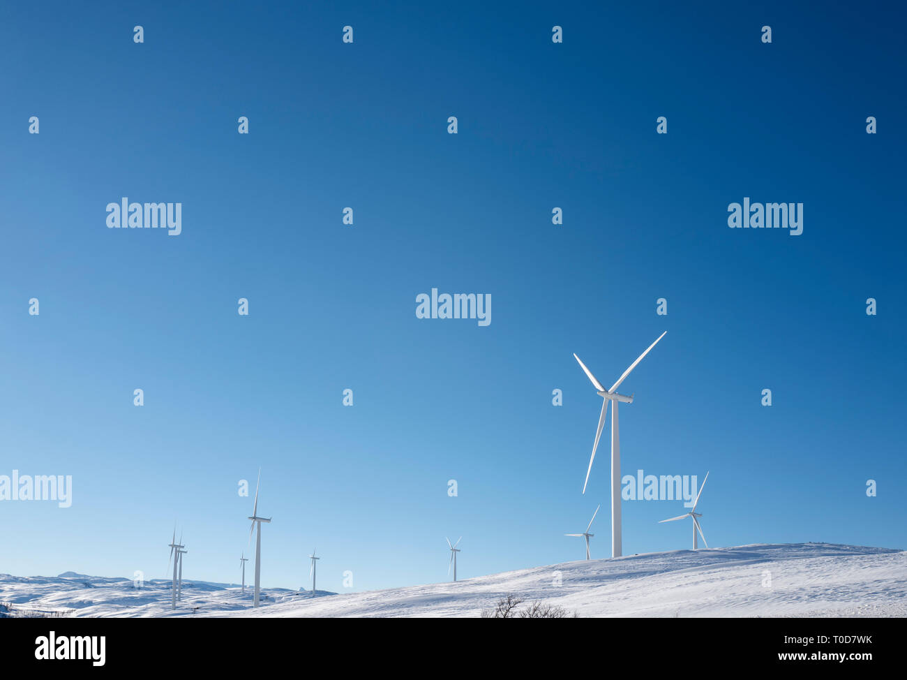 Windkraftanlagen in Norwegen Stockfoto