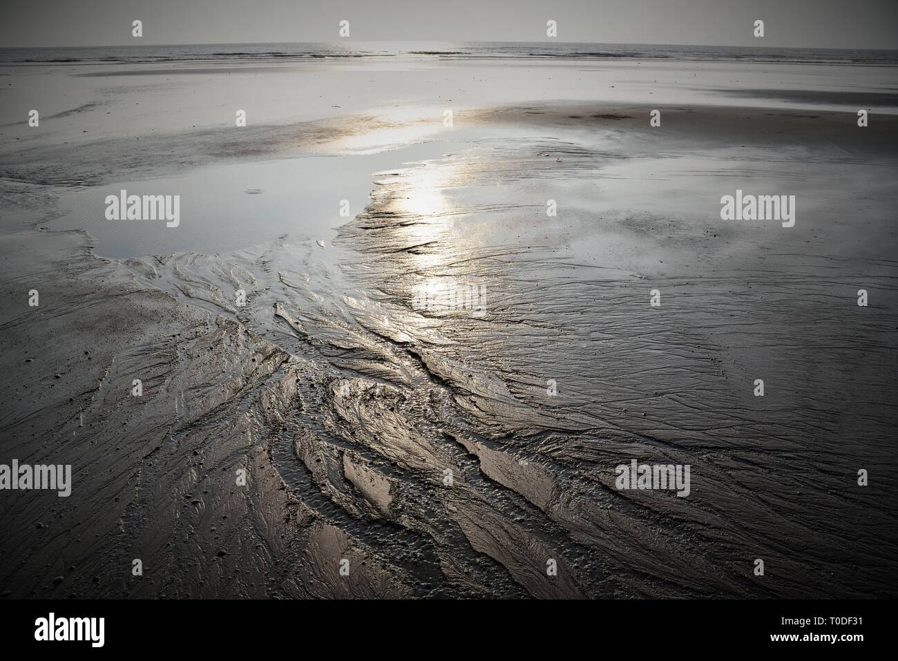 Sand Muster auf Strand bei Ebbe, bhagal Strand, Gujarat, Indien, Asien Stockfoto
