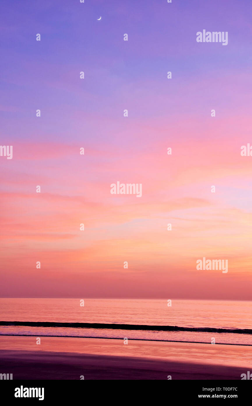 Sonnenuntergang, Strand, bhagal Valsad, Gujarat, Indien, Asien Stockfoto