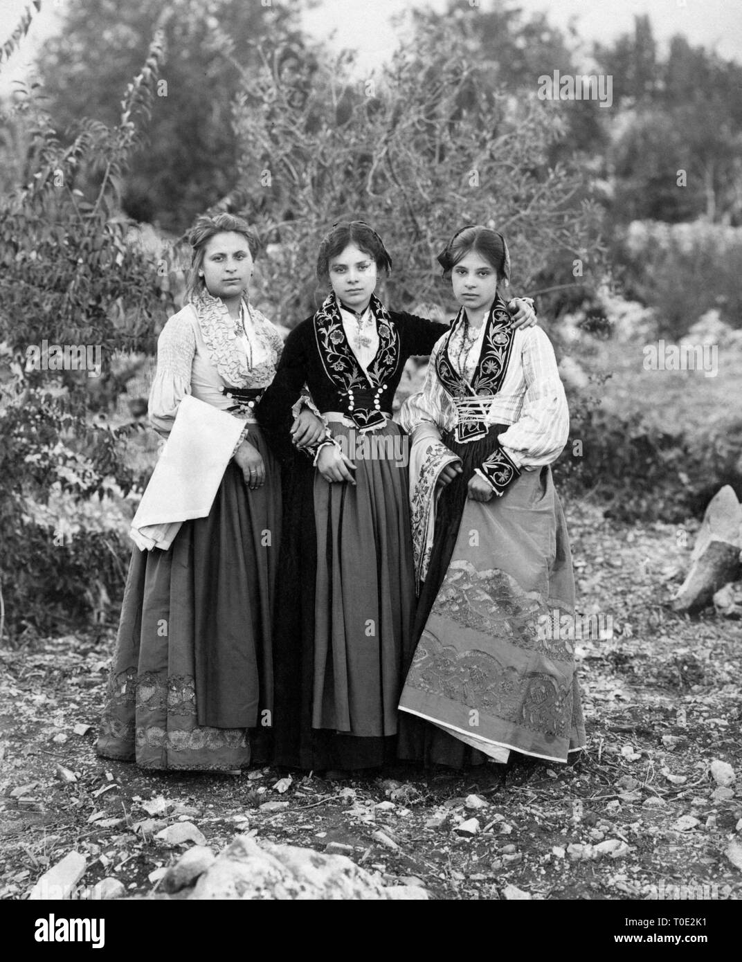 Europa, Italien, Sizilien, Palermo, die Griechische Flat (flach Albaner), Frauen in traditionellen Kostümen, 1910-20 Stockfoto