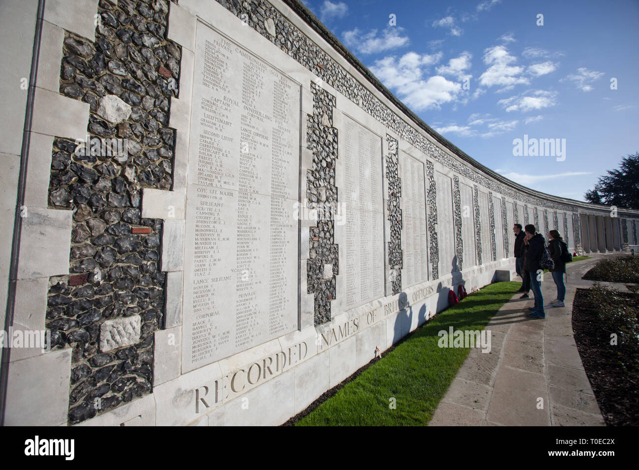 Kreuz des Opfers am Tyne Cot Friedhof der Commonwealth War Graves Commission für WWI britische Soldaten, Flandern, Belgien Stockfoto