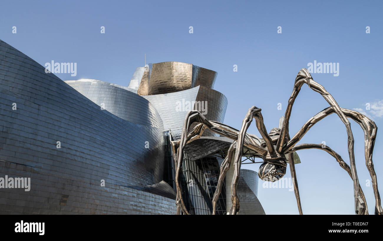 Spider Skulptur "aman" von Louise Bourgeois außerhalb Guggenheim Museum in Bilbao, Spanien. Stockfoto