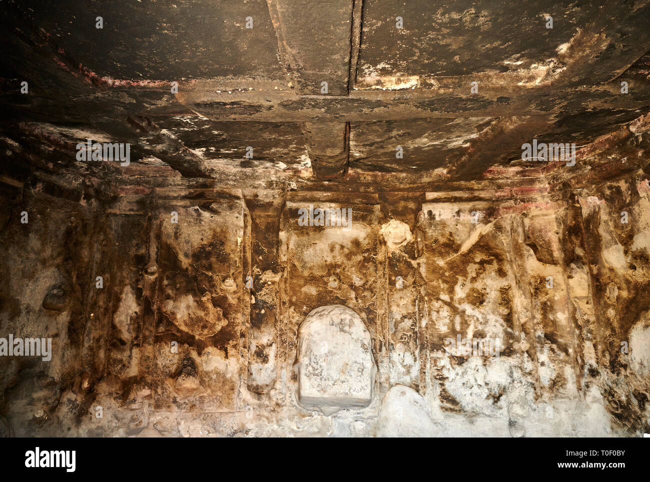 Bild-und-Bild der Roten Halle Innenraum, Uplistsikhe (Herren Festung) troglodyte Cave City, in der Nähe von Gori, Shida Kartli, Georgia. UNESCO World Heritage T Stockfoto